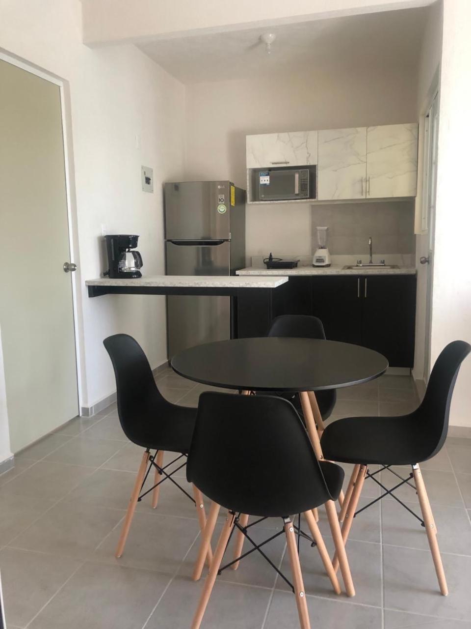 Apartamento Familiar Con Alberca En Плайя-дель-Кармен Екстер'єр фото